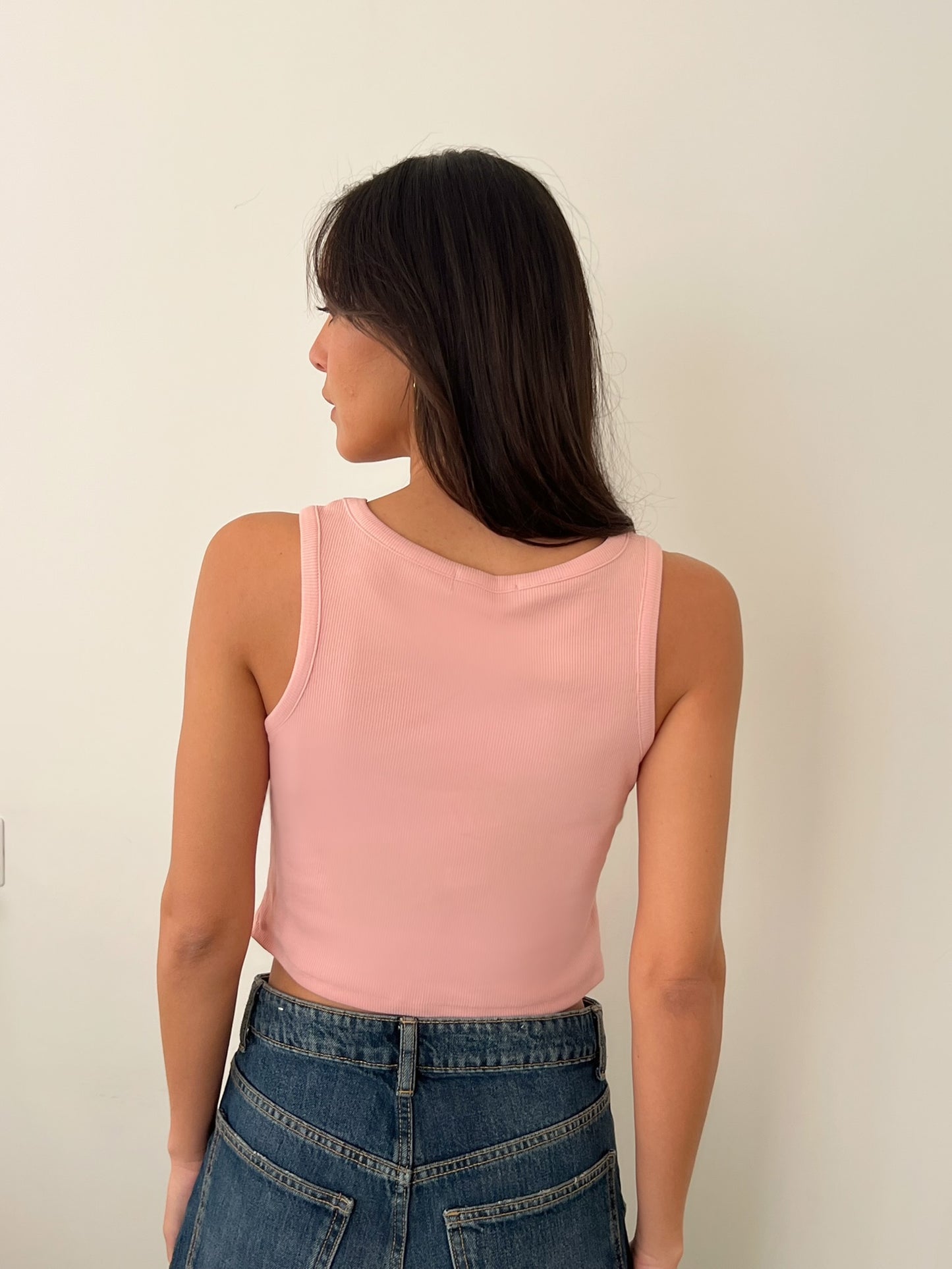 גופייה עם הדפס צדפה