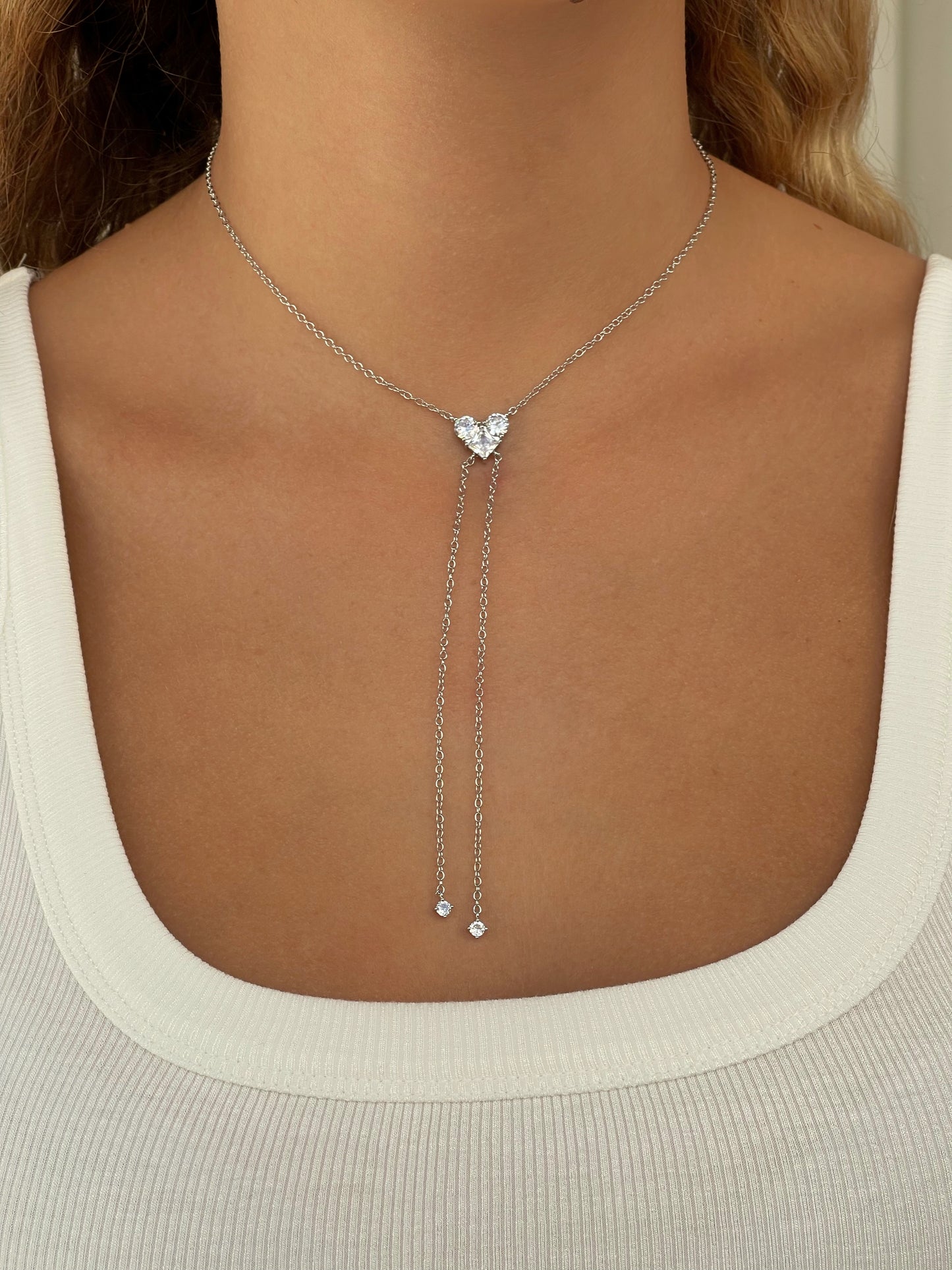 שרשרת לב ליאן נופלת