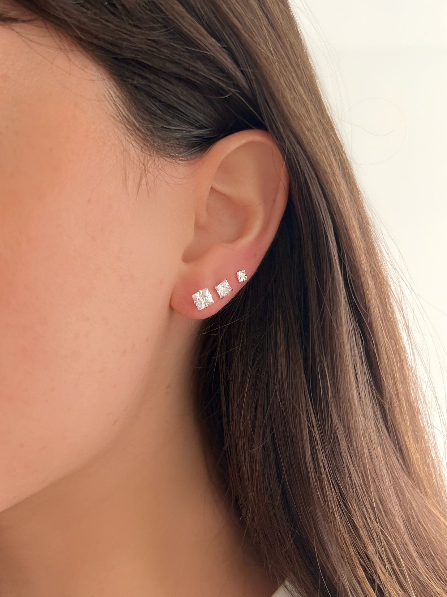 סט עגילי זירקון מרובע מכסף אמיתי בכסף