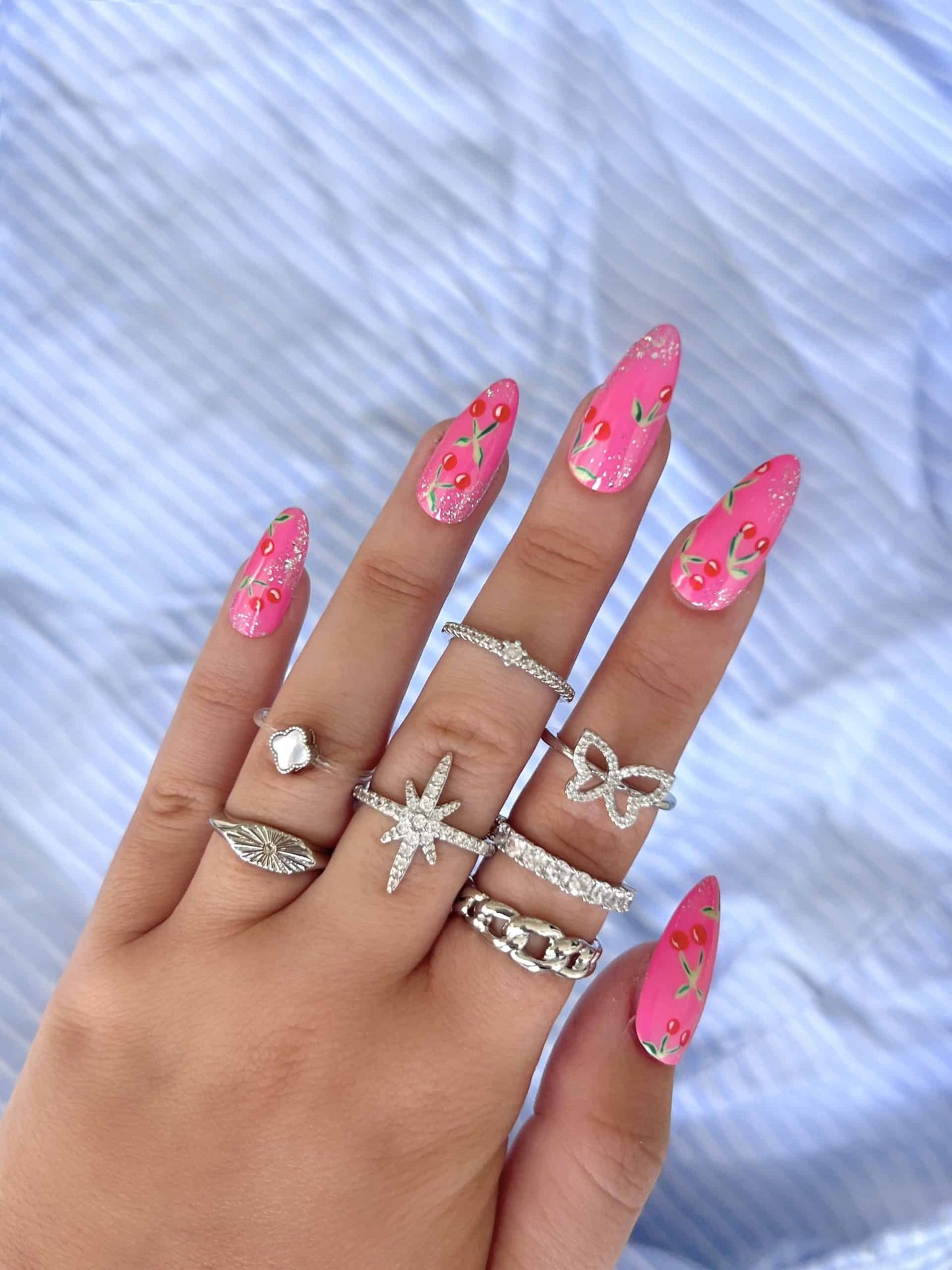 Facetune_18-07-2023-09-07-58