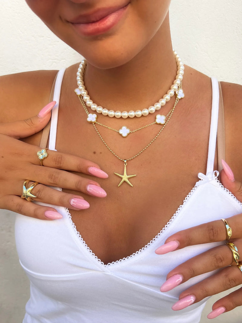 Facetune 25 10 2024 22 00 42