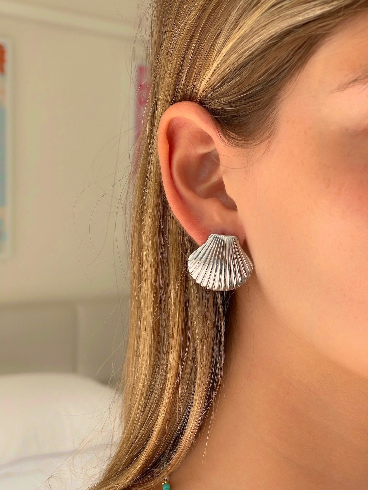 זוג עגילי צדפה