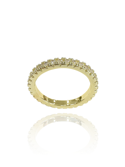 טבעת משובצת