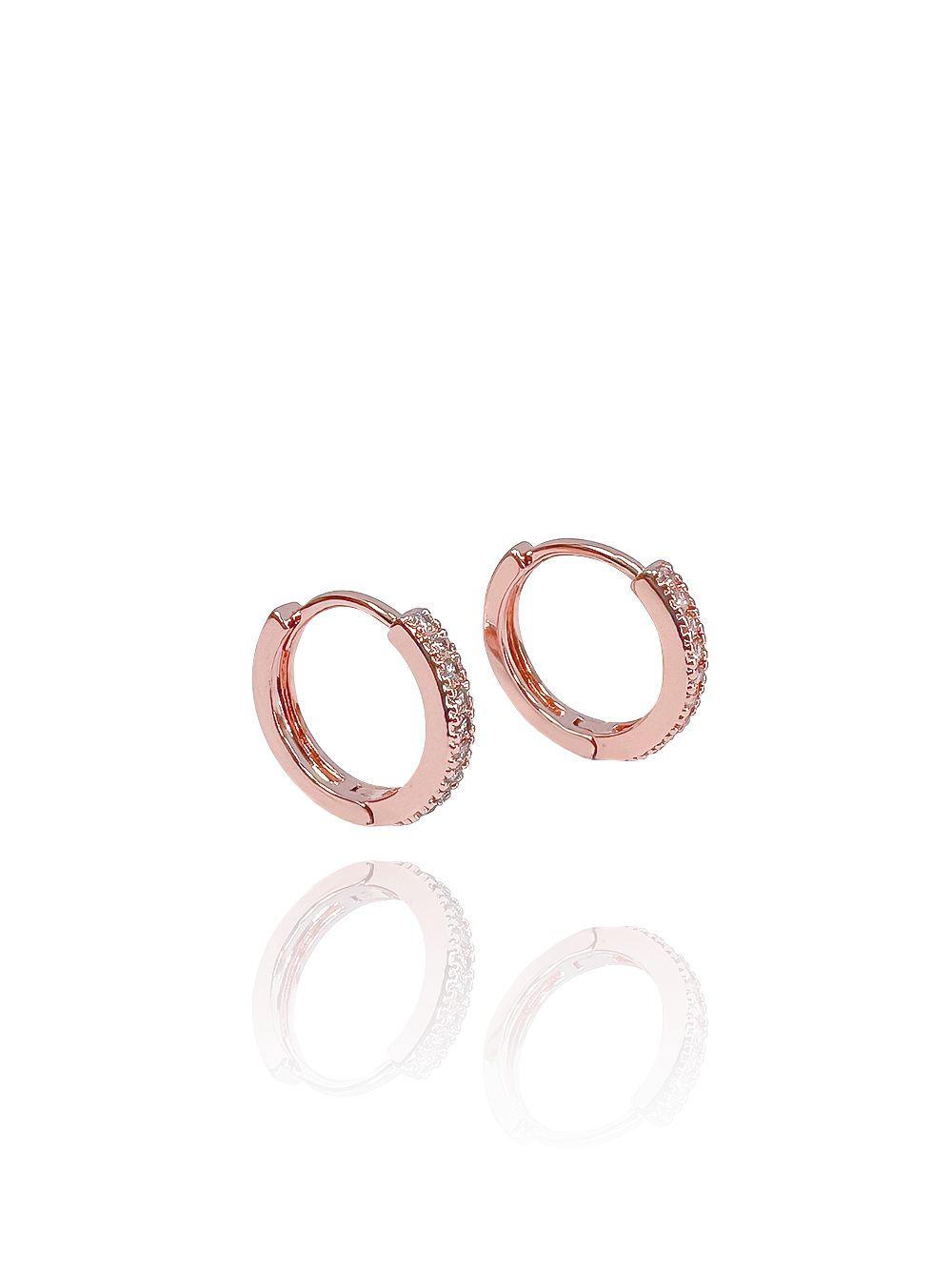 זוג עגילי חישוק משובץ