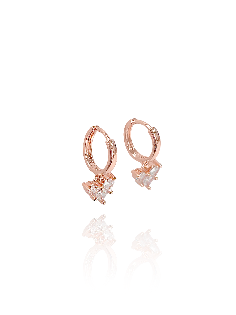 זוג עגילי חישוק לב ליאן