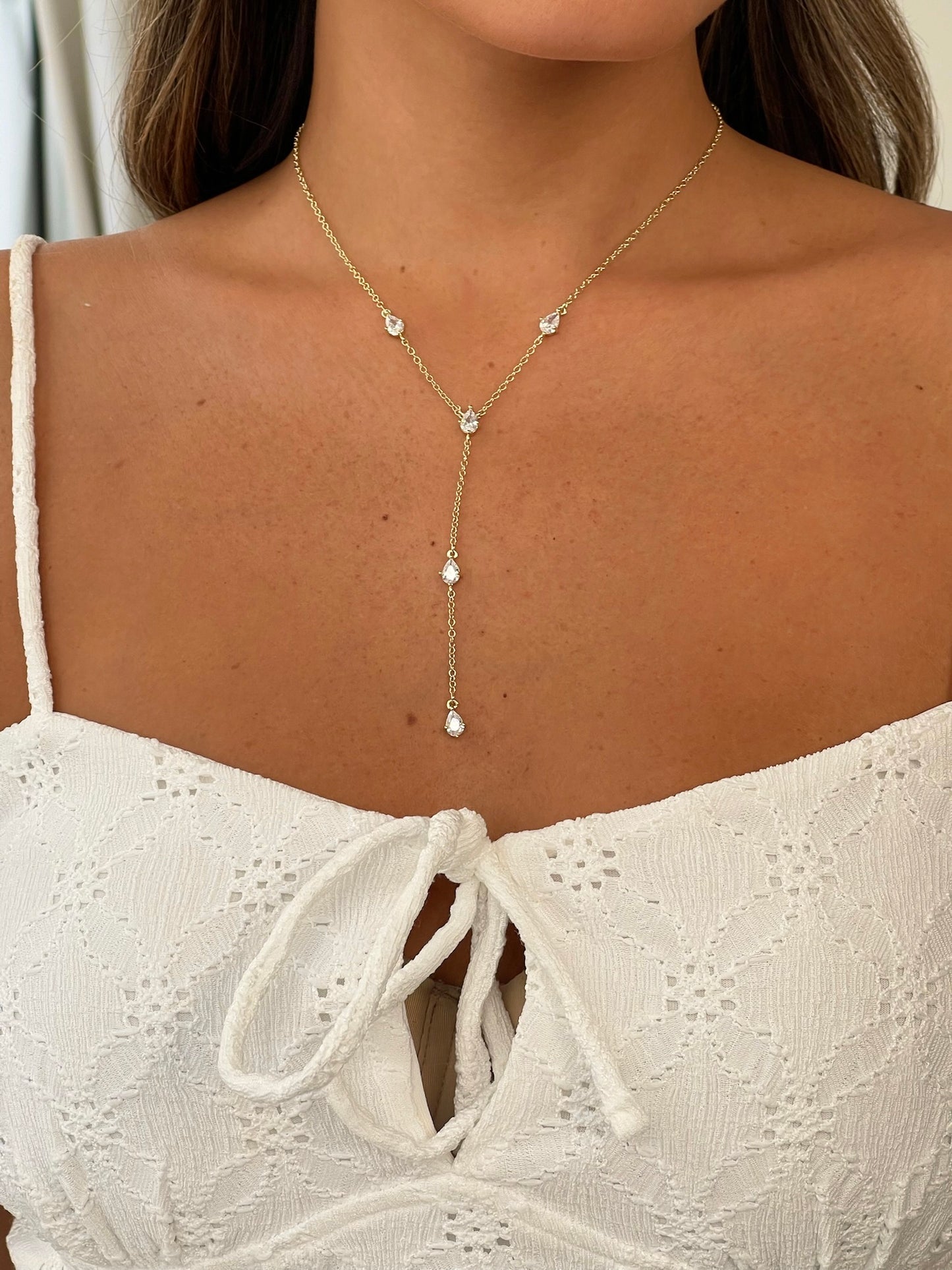 שרשרת טיפות נופלת