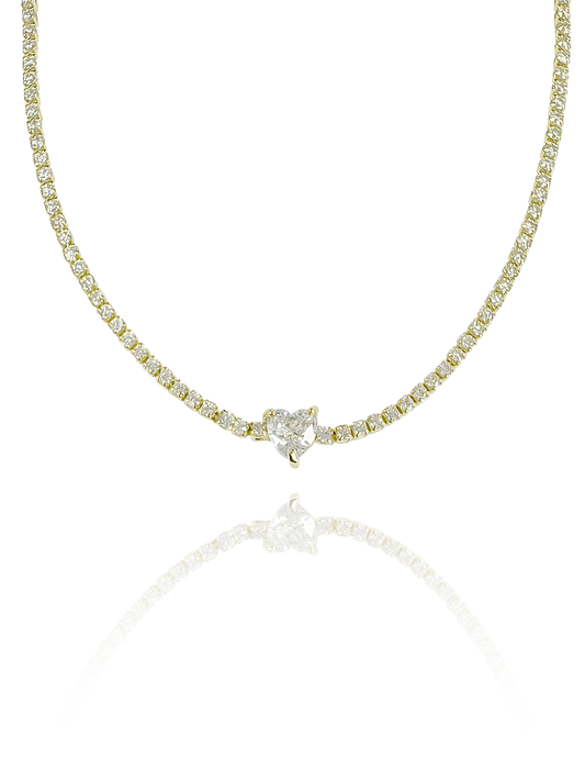 צ'וקר טניס לב