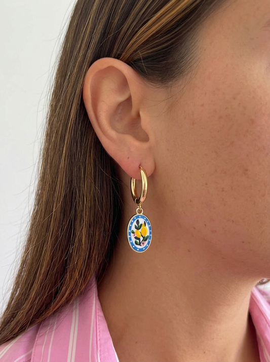 files/magnific_use-the-hoop-earring-refe_gJkpatkSXO_1.png