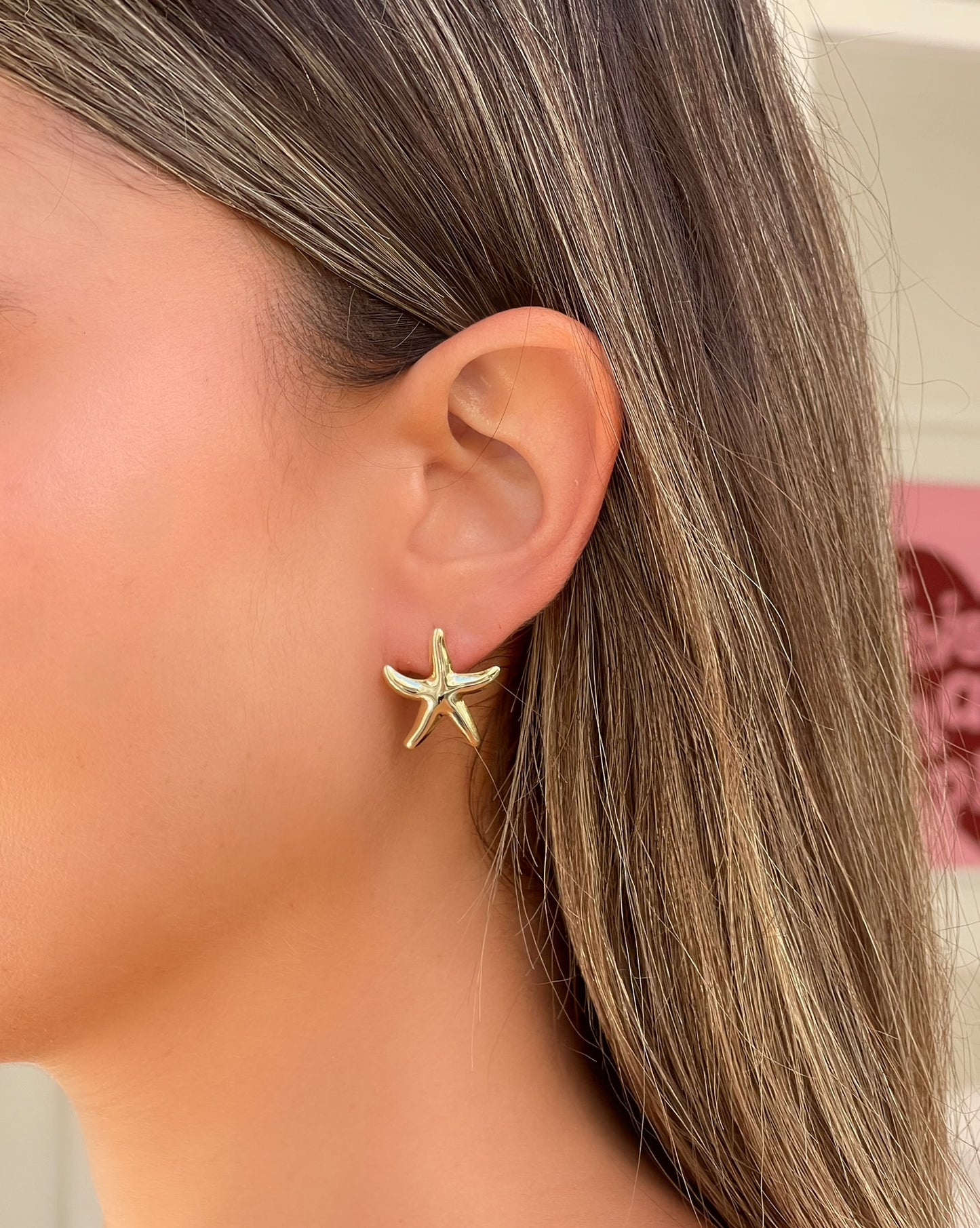 זוג עגילי כוכב ים חלק עדין