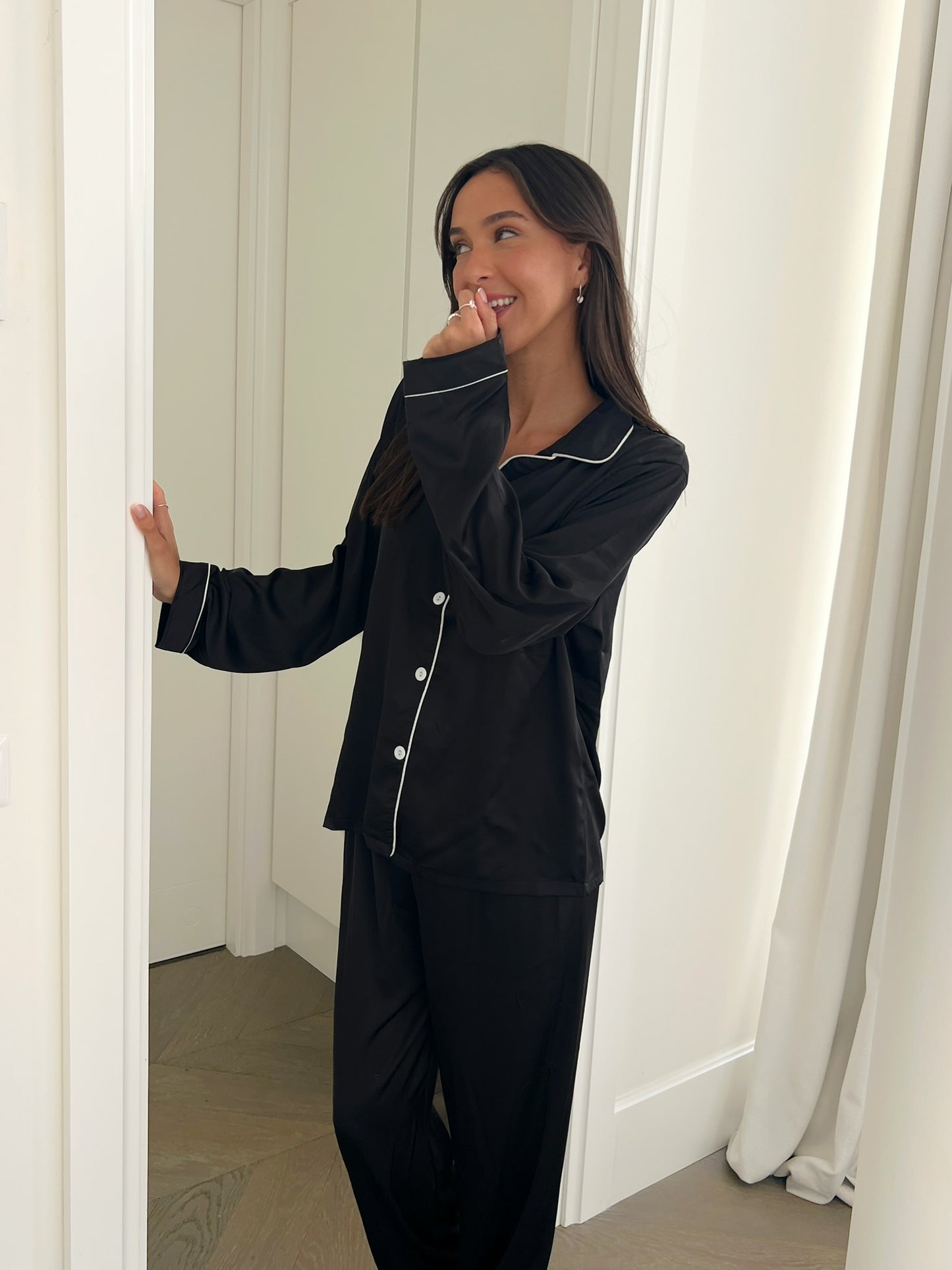 סט פיג'מה סאטן שחור