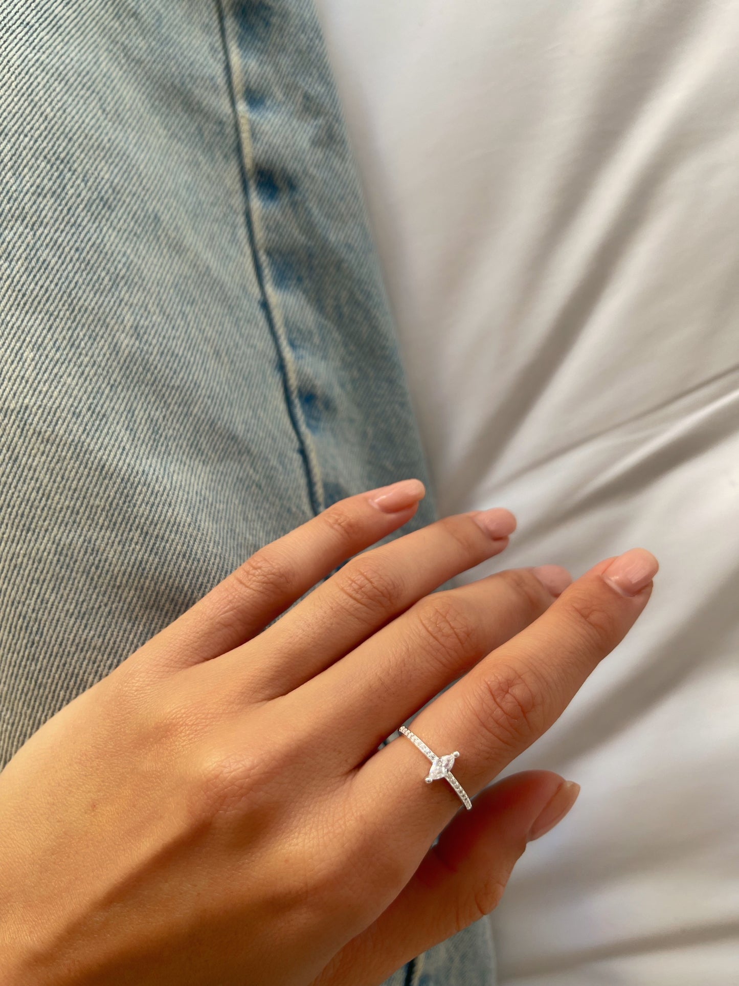 טבעת מרקיז משובצת עדינה מכסף אמיתי 925