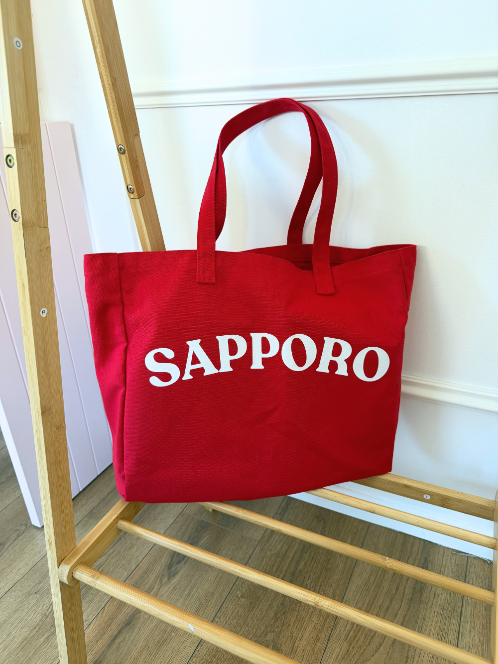 תיק בד ממותג ענק