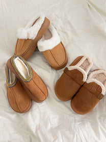 נעלי בית חום בהיר פס פרווה