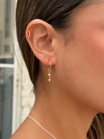 זוג עגילי חישוק פנינים אודל מכסף אמיתי 925