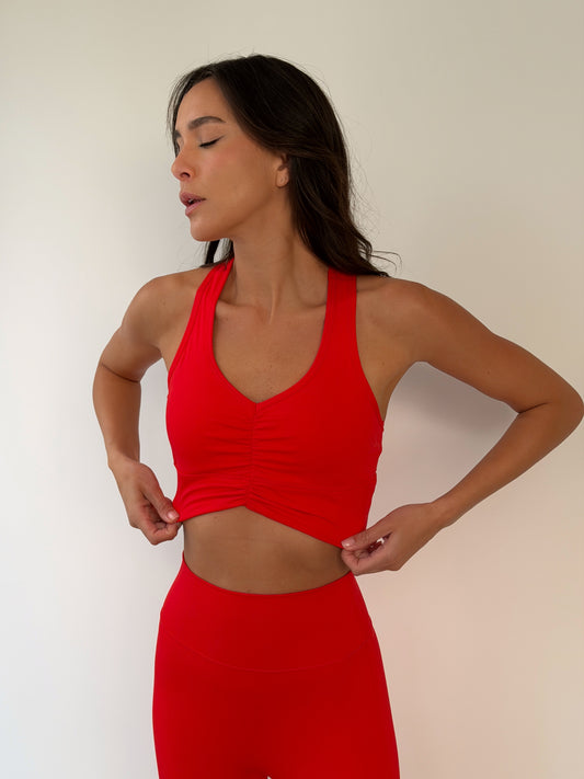 טופ רייצ'ל אדום