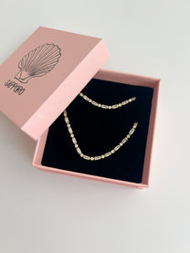 צ'וקר טניס מעוצב