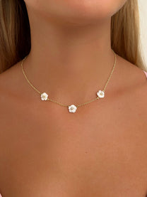 שרשרת טריפל פרח צדף