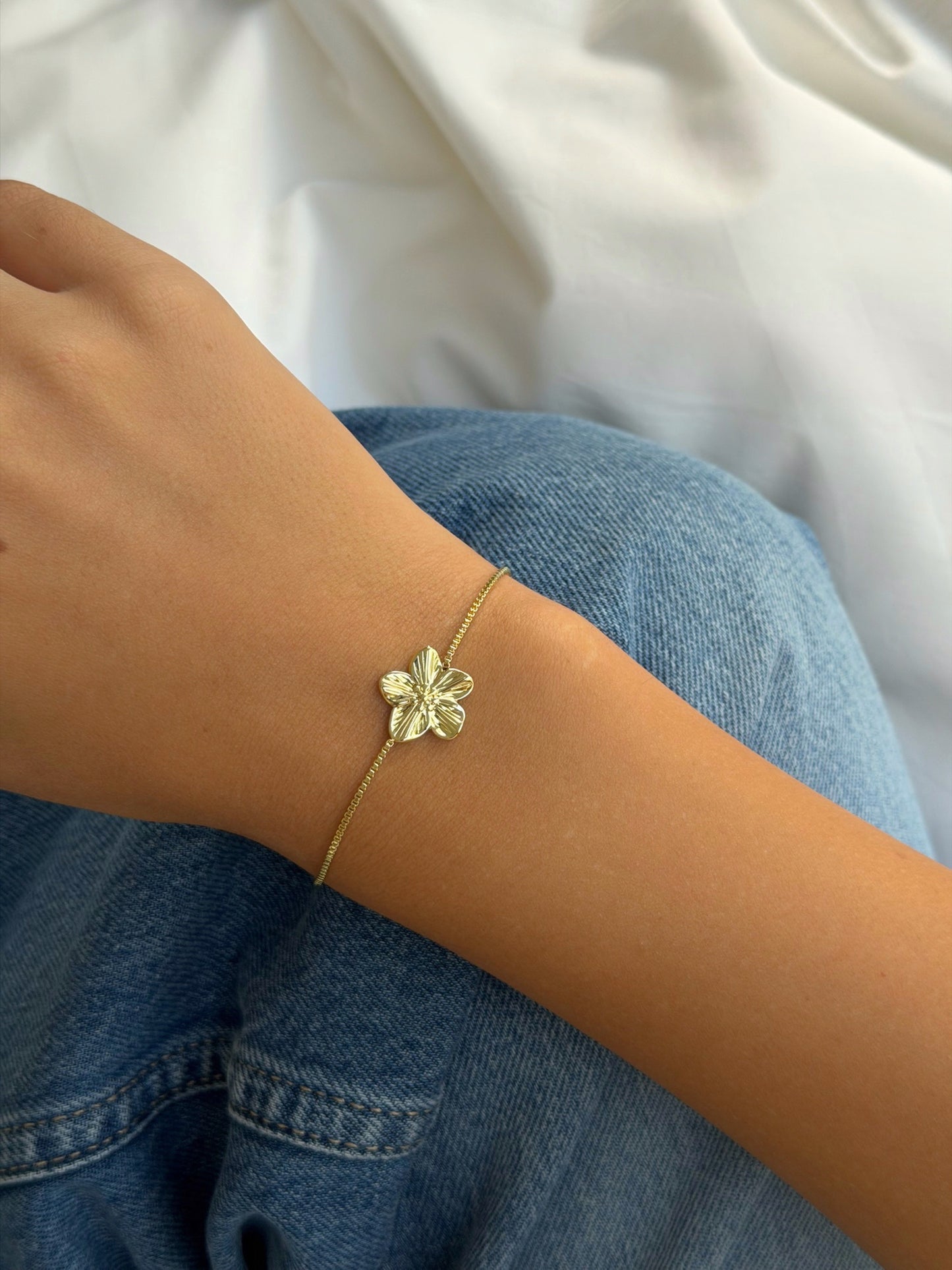 צמיד פרח וינטאג'