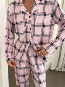 סט פיג'מה משובצת