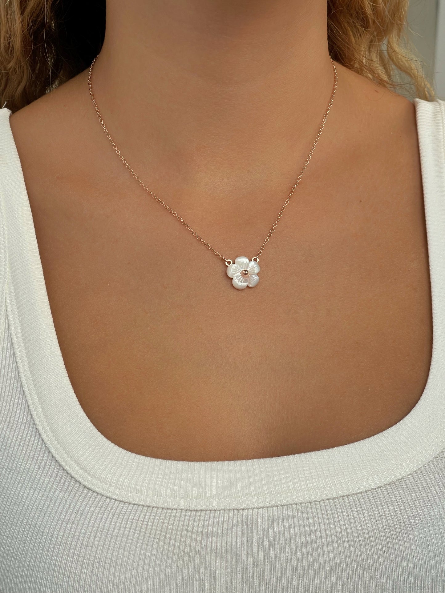 שרשרת פרח צדף