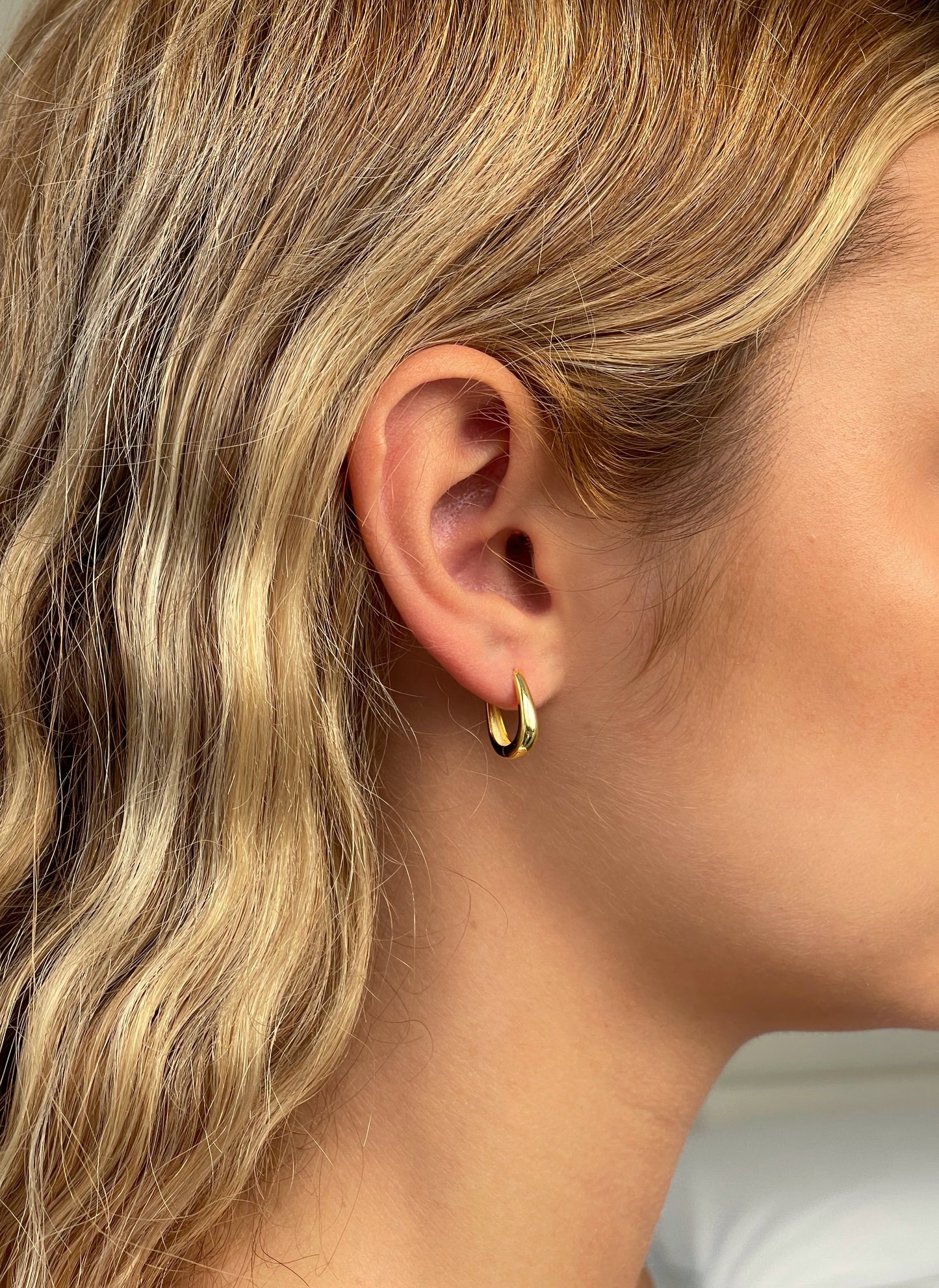 זוג עגילי חישוק אובל מכסף אמיתי 925