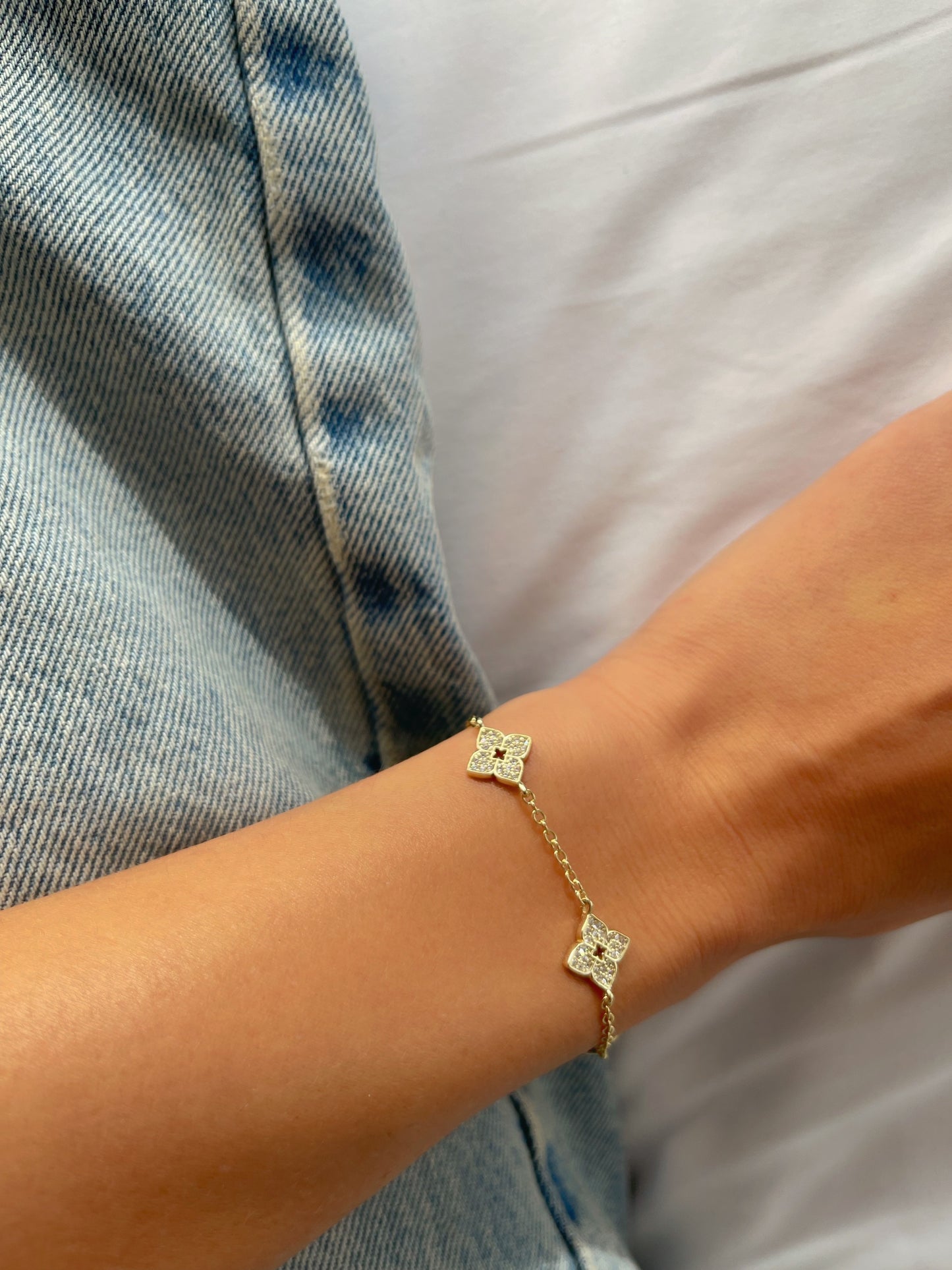 צמיד פרחים משובצים מכסף אמיתי 925