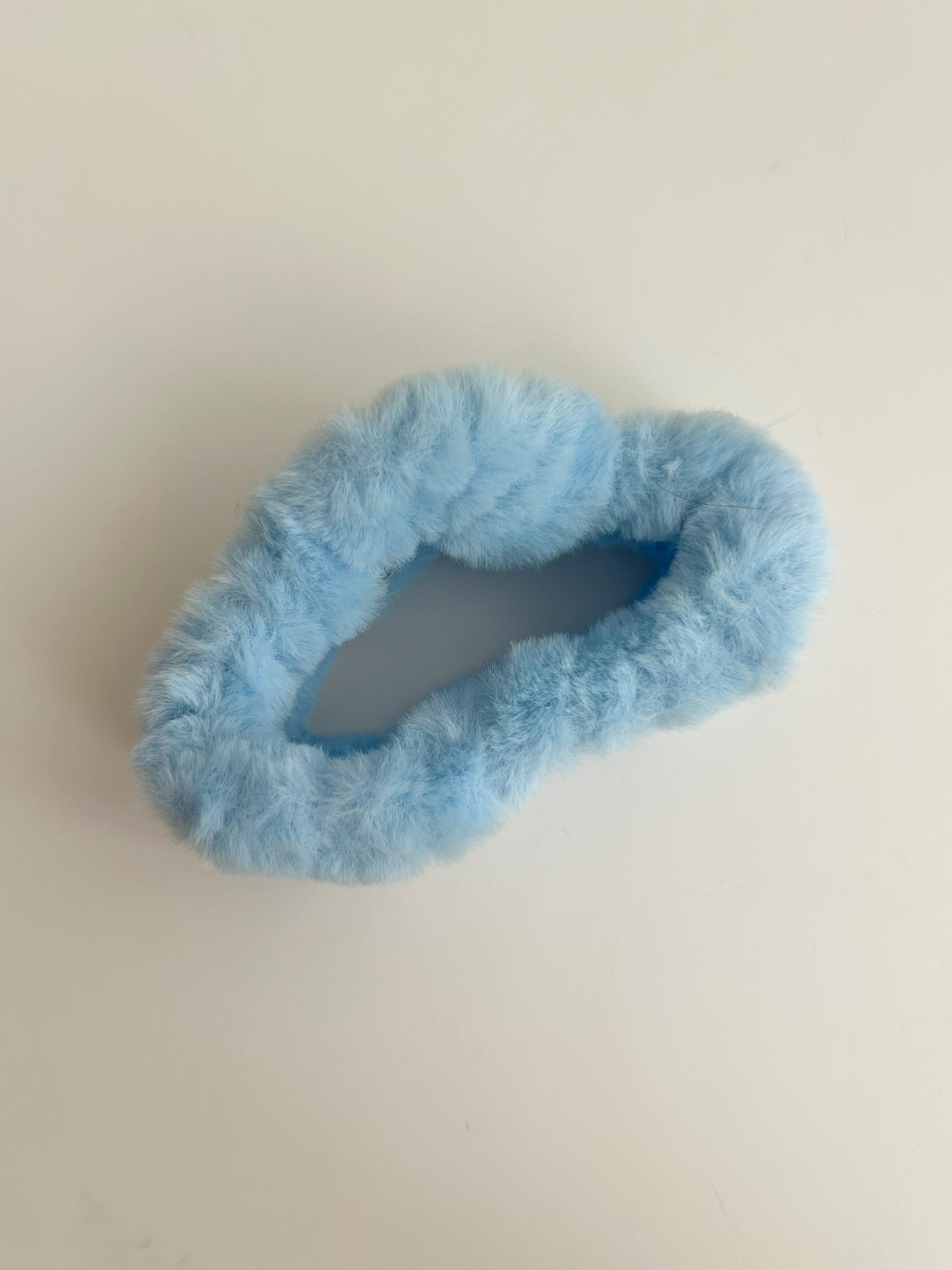 קליפס פרווה ענן