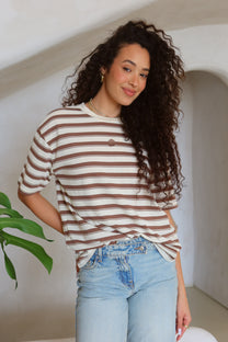 טי-שירט-פסים-סאפורו-חום