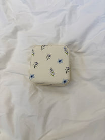 קופסת-תכשיטים-מעוצבת-פרחים