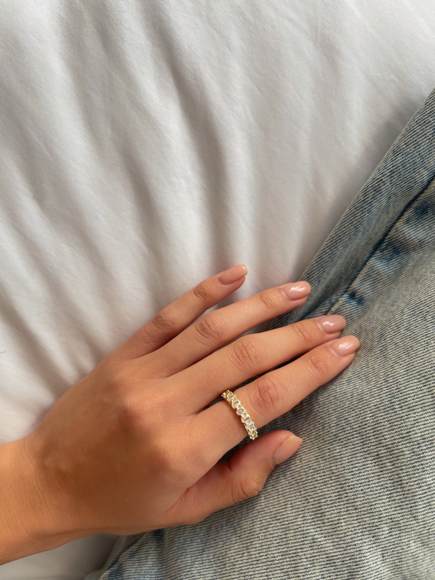 טבעת זירקוני אובל