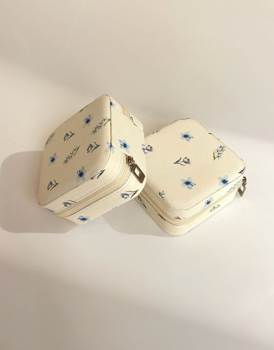 קופסת תכשיטים מעוצבת פרחים