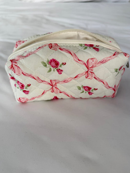 תיק איפור פפיונים ורודים