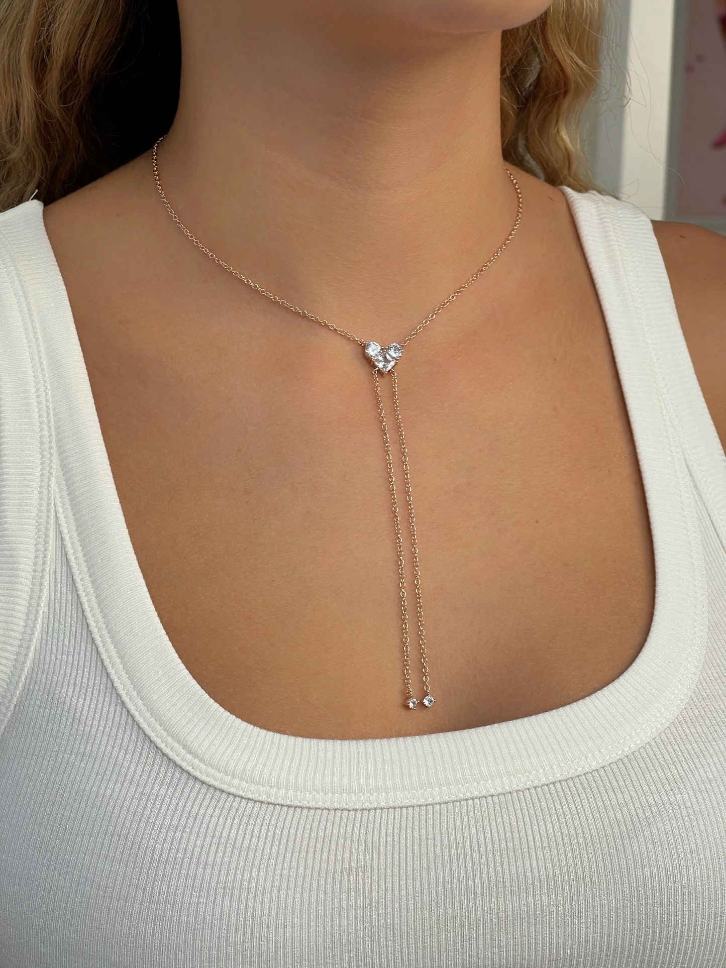 שרשרת לב ליאן נופלת