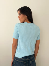 חולצת סוודר וי קצרה