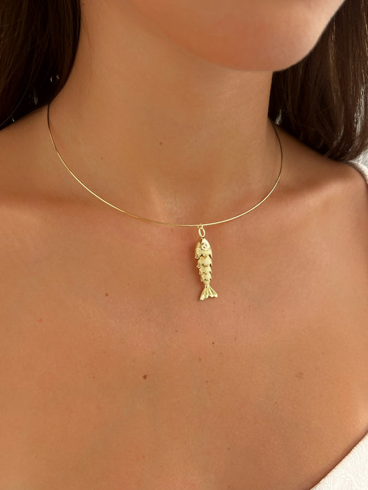 שרשרת קשיחה בשילוב דג