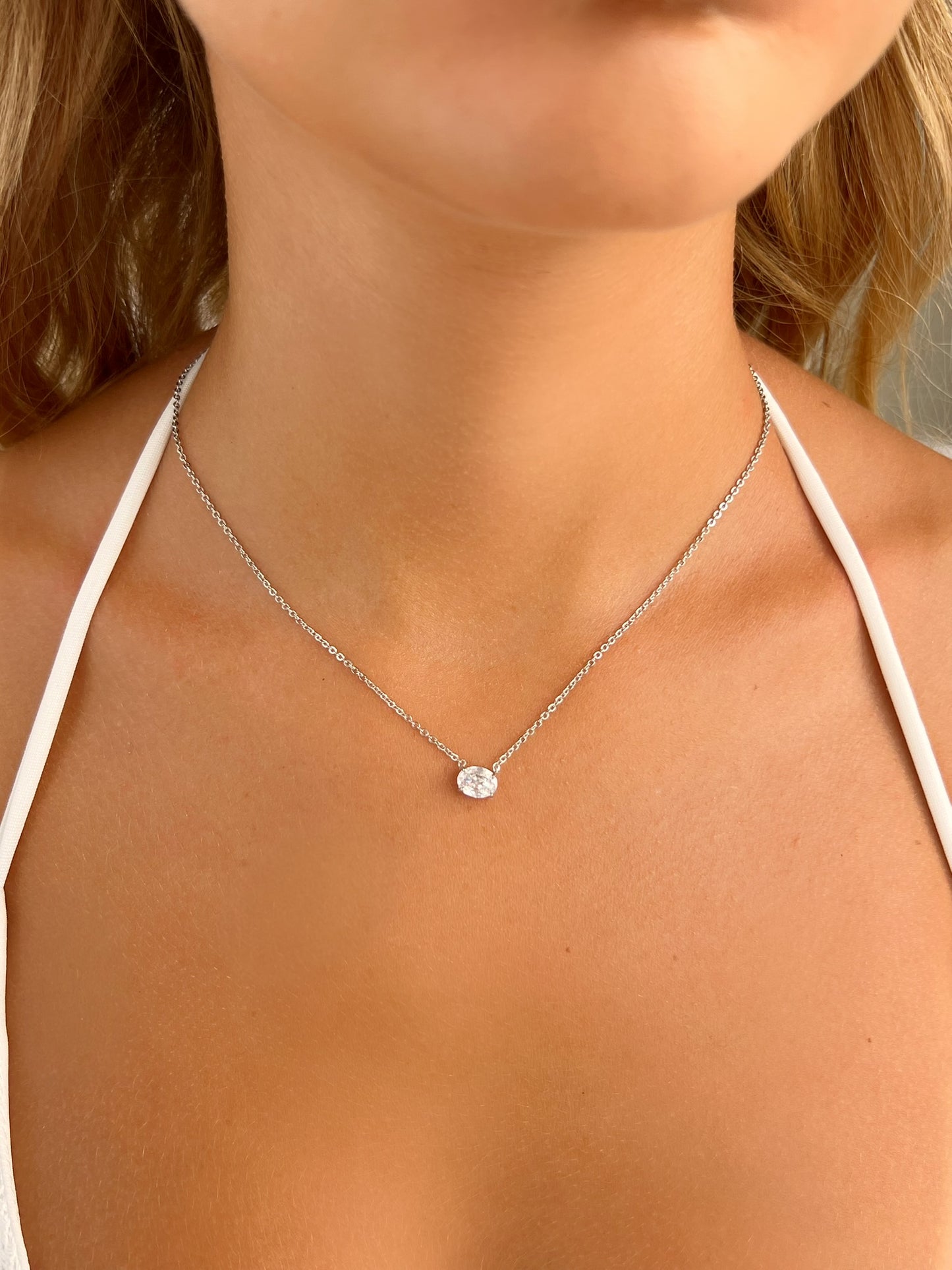 שרשרת זירקון אובל