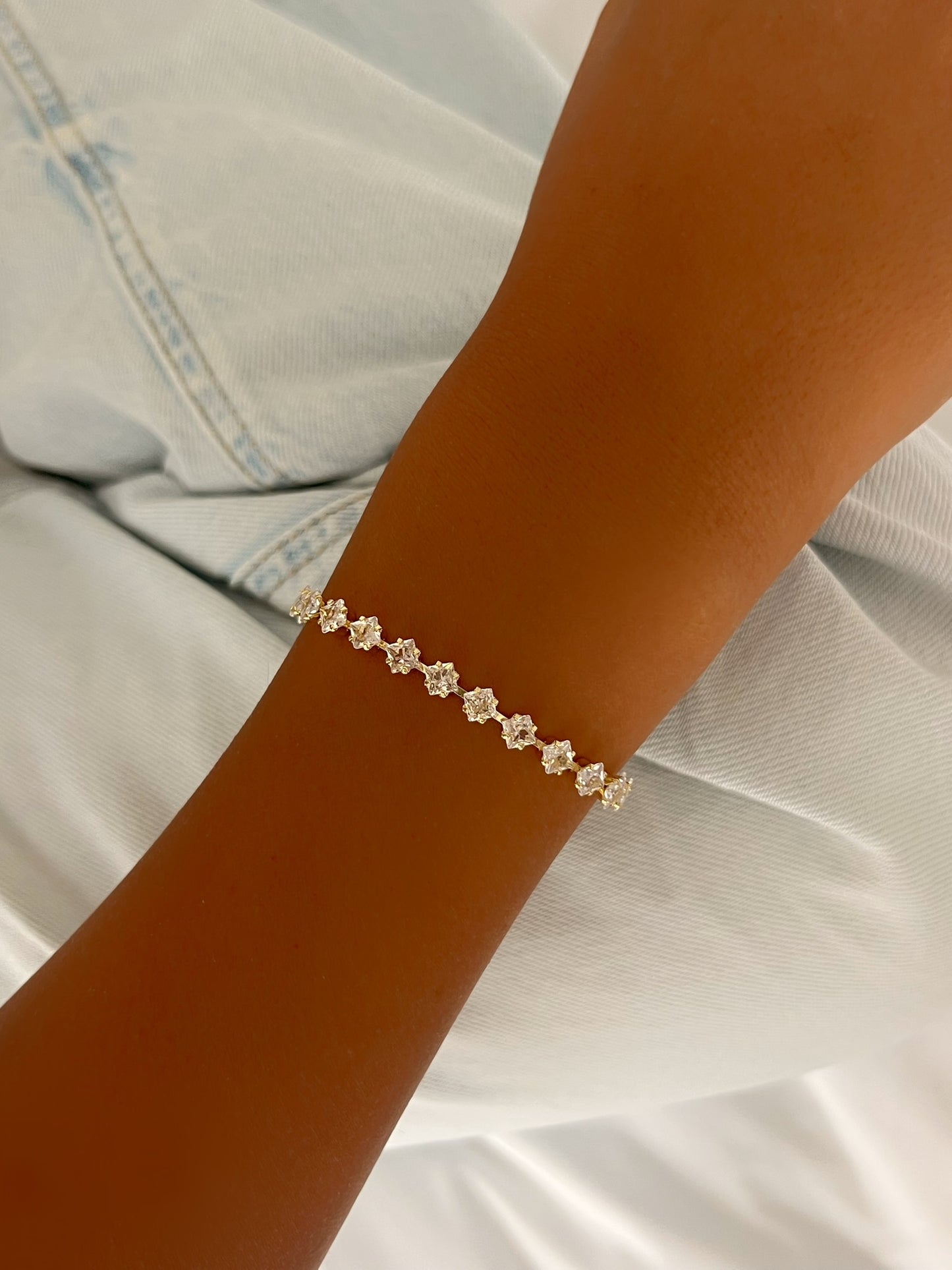 צמיד טניס ריבועים עדין