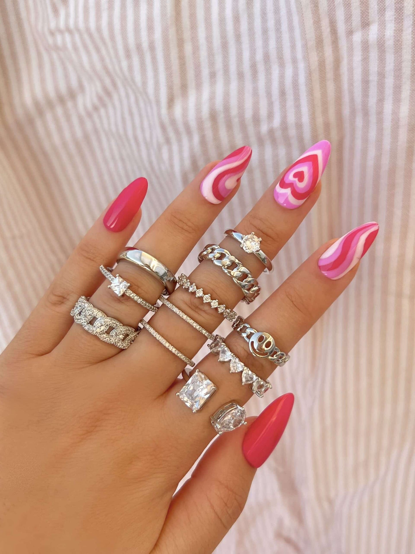Facetune_11-07-2022-11-24-21 2