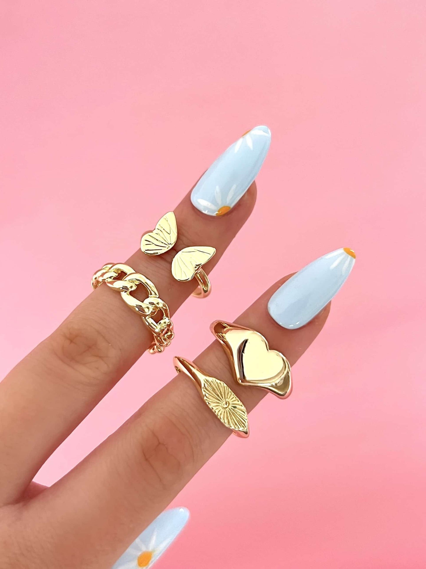 Facetune_23-05-2023-18-39-49 2