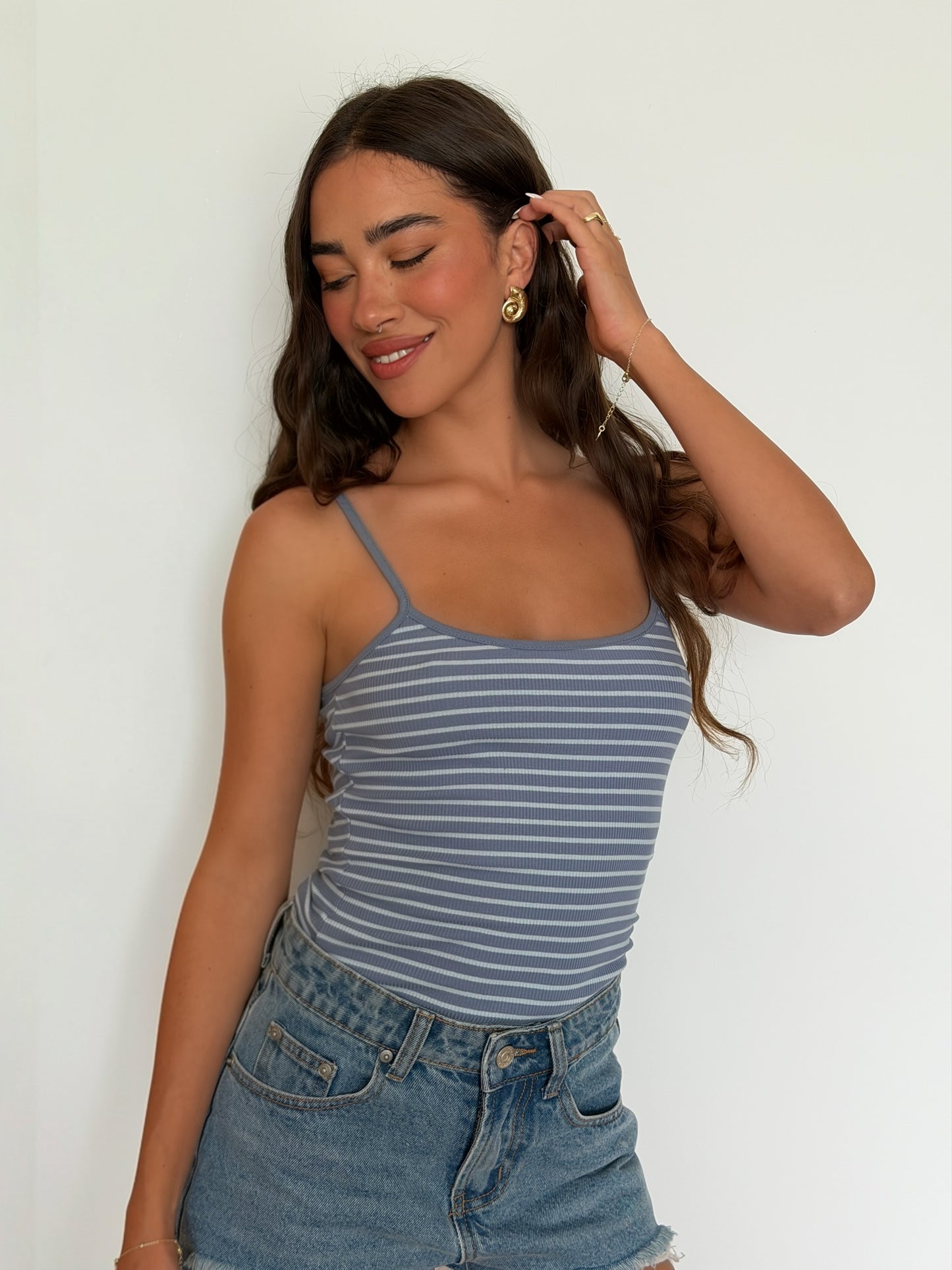 גופיית פסים לין תכלת