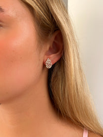 זוג עגילי האש שלי צמוד