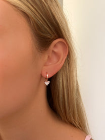 זוג עגילי חישוק לב ליאן