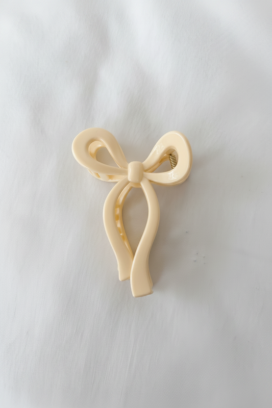 קליפס פפיון שמנת