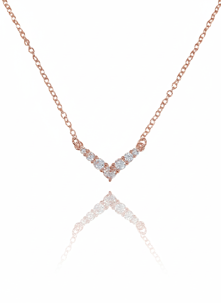 שרשרת וי עדינה