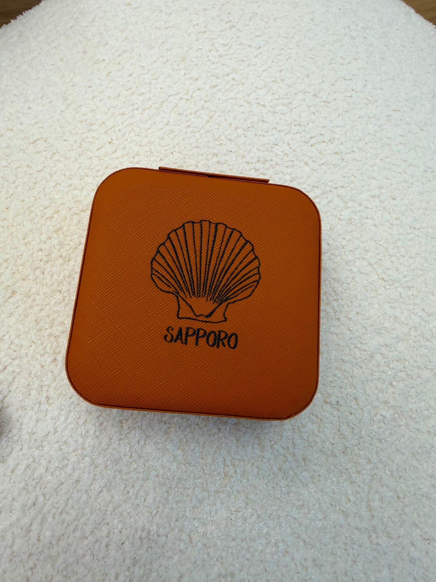 קופסת תכשיטים אופנתית