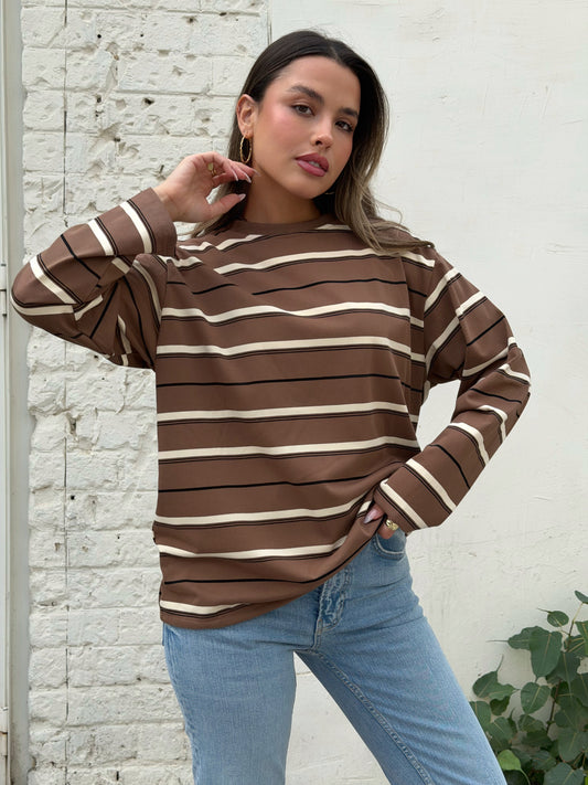 חולצת אוברסייז פסים רומי חום