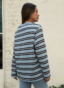 חולצת אוברסייז פסים רומי תכלת שחור