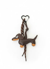 מחזיק לתיק כלב בצבע חום