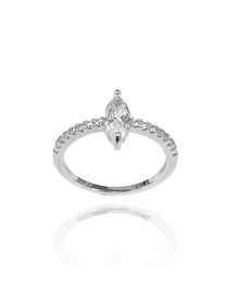 טבעת מרקיז משובצת עדינה