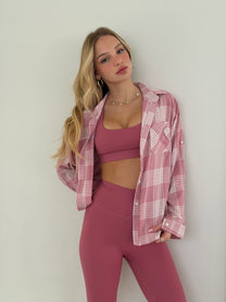 מכופתרת מיה ורודה